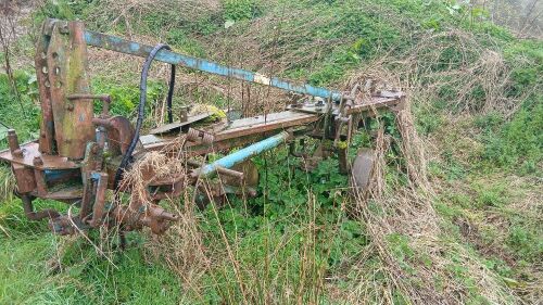 RANSOMES TS200 4 FURROW PLOUGH (S/R)