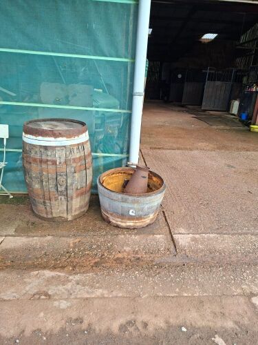 OAK BARREL'S (46)
