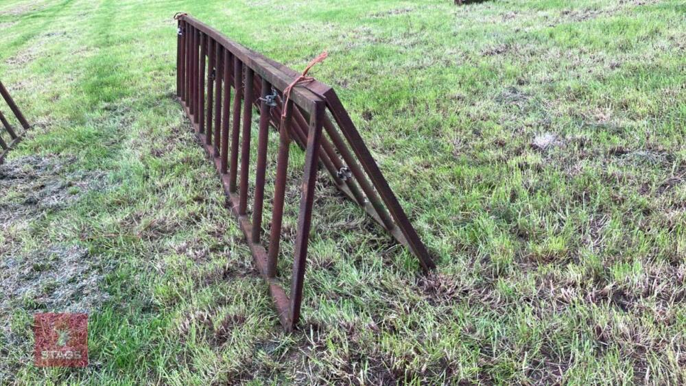 2 X 14' 11'' CATTLE FEED BARRIERS