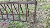 2 X 14' 11'' CATTLE FEED BARRIERS - 11