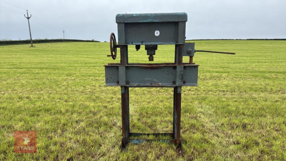 LAYCOCK HYDRAULIC HEAVY DUTY PRESS