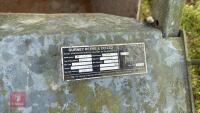 TELEHANDLER 7&rsquo; 6&rsquo;&rsquo; BUCKET BRUSH - 5