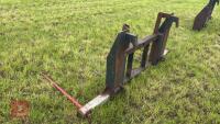 TELEHANDLER DOUBLE BALE SPIKE - 6