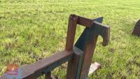 TELEHANDLER DOUBLE BALE SPIKE - 10
