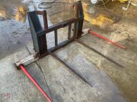 TELEHANDLER DOUBLE BALE SPIKE - 13