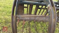 2004 JCB MUCK FORK - 8