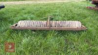 8&rsquo; CAMBRIDGE ROLLER (S/R) - 10