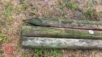 3 STRAINING POSTS - 7