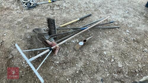 QTY OF MIXED HAND TOOLS