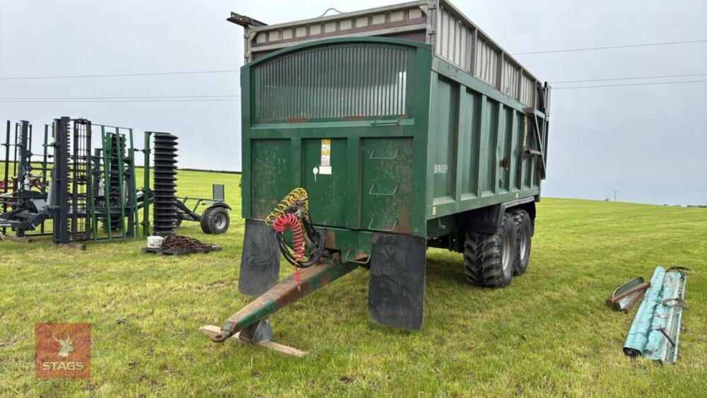 2012 BAILEY 16T TWIN AXLE BEET TRAILER