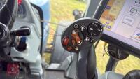 2015 NEW HOLLAND T7.235 4WD TRACTOR - 52