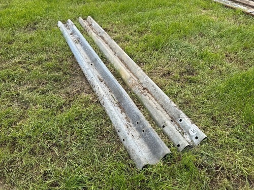 2 CRASH BARRIERS