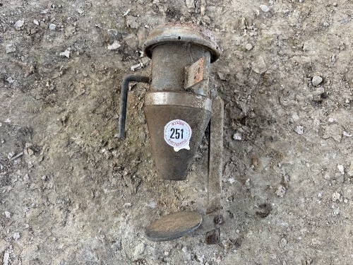 SLURRY SPLASH PLATE