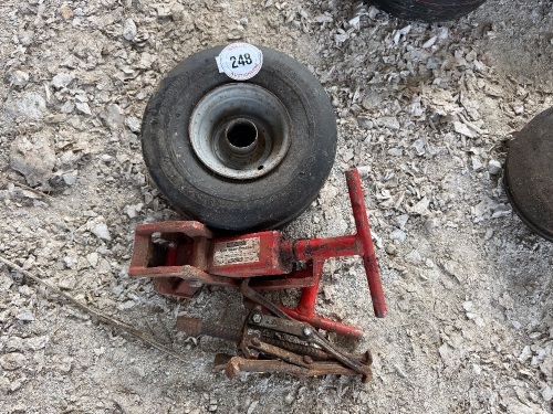 16X6.00 TYRE, BEAD BRACKER & PULLER
