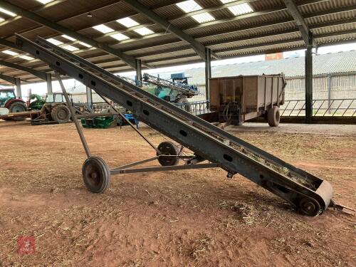 NEW IDEA 25' GRAIN ELEVATOR
