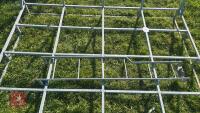 GALVANSIED LAND ROVER RACK - 4