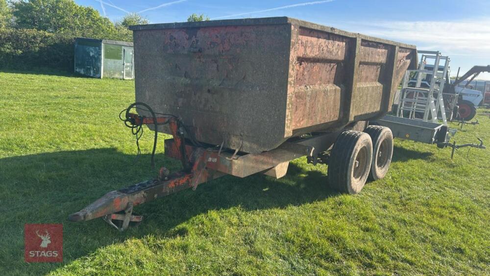 GRIFFITHS 7T DUMP TRAILER