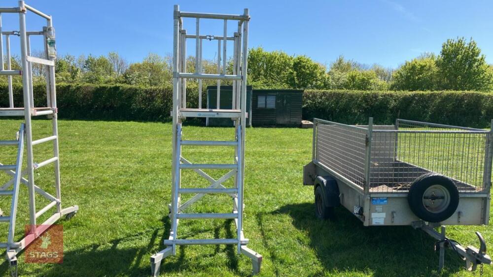 ALUMINIUM WORK PLATFORM