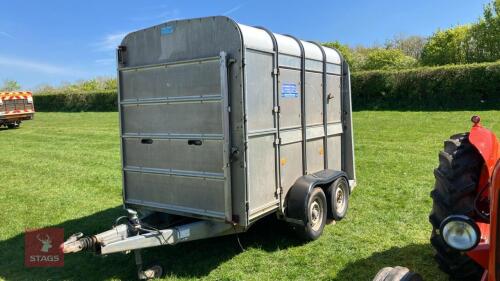 IFOR WILLIAMS 8' LIVESTOCK TRAILER