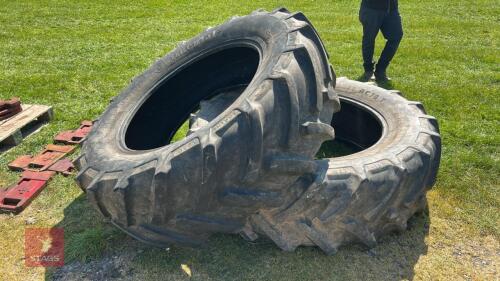 2 X 520/70 R38 TRACTOR TYRES
