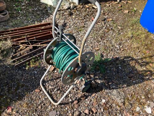 GARDEN METAL HOSE PIPE REEL & PIPE