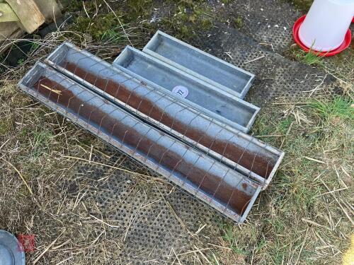 4 GALVANISED POULTRY CHICK FEEDERS (72)
