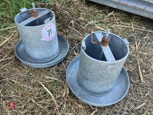 2 GALVANISED SMALL POULTRY FEEDERS (71)
