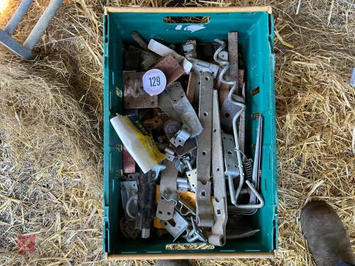 MIXED SELECTION OF GATE SUNDRIES (129)
