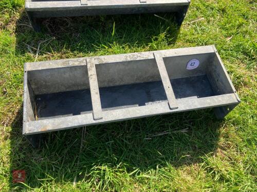 IAE GALVANISED 3' GROUND FEED TROUGH (42