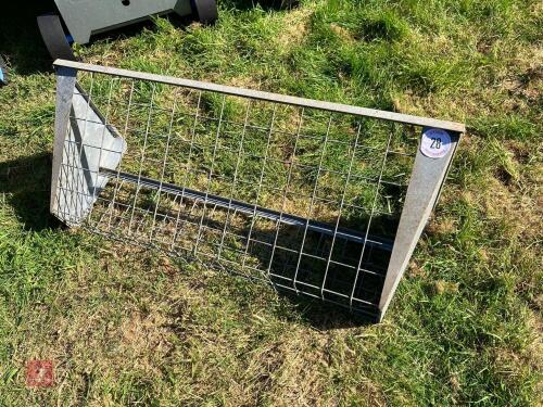 IAE 4' HOOK OVER HAY FEEDER (28)