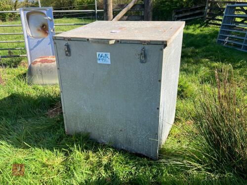 IAE GALVANISED FEED STORAGE BIN (23)