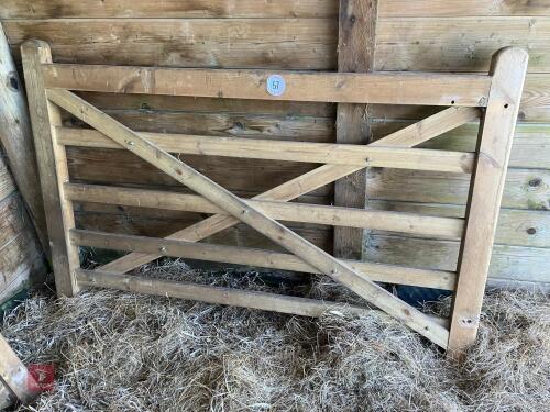 WOODEN 6' 5 BAR GATE (57)