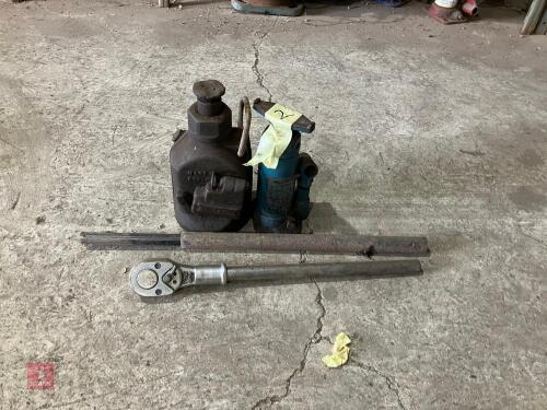 BOTTLE JACKS AND RATCHET (2)