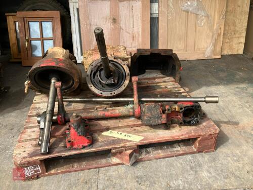 DAVID BROWN 990 AXLE AND PARTS (34)