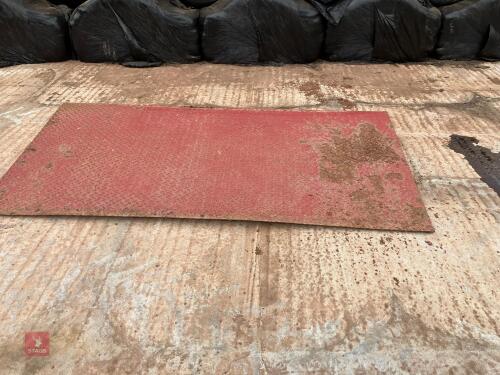TRAILER BALE WEDGE