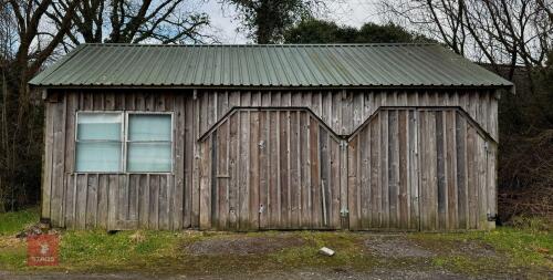 BARN/GARAGE DOORS (1)