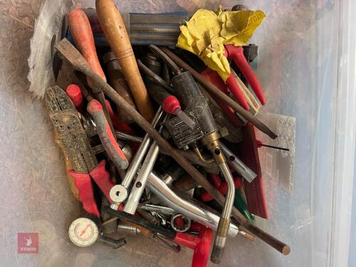 2 TUBS OF MIXED WORKSHOP TOOLS (63)