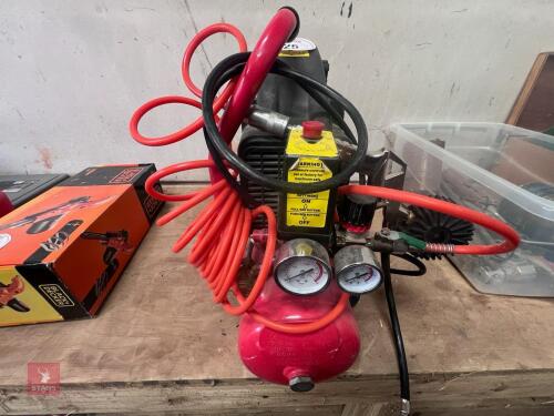 CLARKE BANDIT 1HP AIR COMPRESSOR (25)