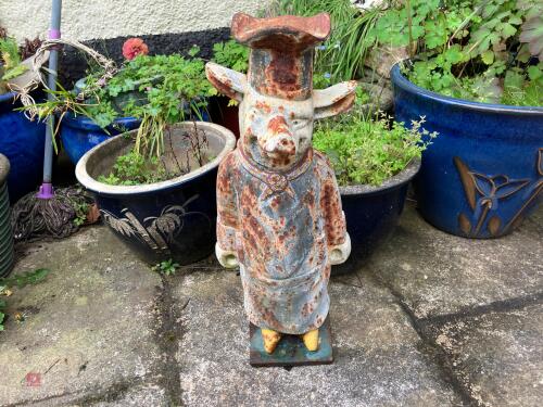 CAST IRON PIG BUTCHER