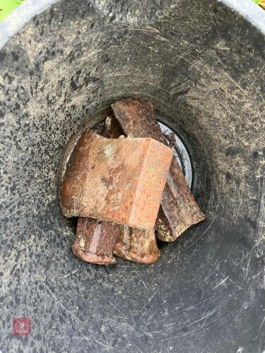 3 SPLITTING WEDGES