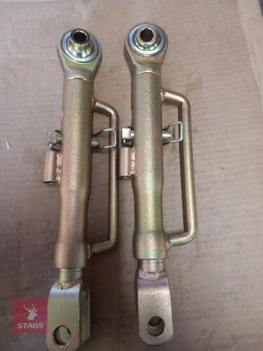 2 JOHN DEERE STABILISER ARMS