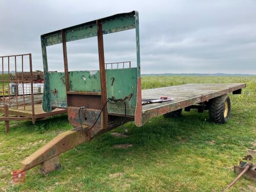25' SINGLE AXLE BALE TRAILER