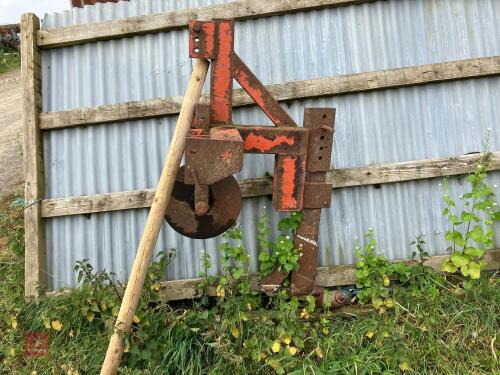 BROWNS MOLE PLOUGH