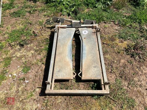 RITCHIE GALVANISED DAGGING YOKE GATE(45)