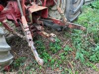 1981 INTERNATIONAL 584 2WD TRACTOR - 13