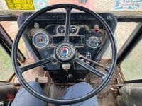 1981 INTERNATIONAL 584 2WD TRACTOR - 36