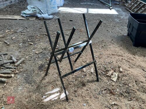 METAL SAW HORSE (113)