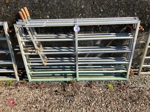 3 SHEEP HANDLING GATES (81)