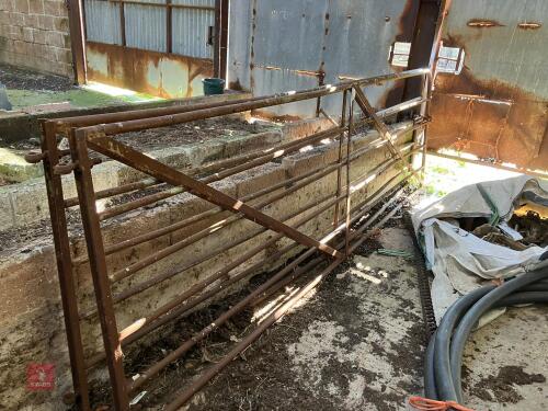 2 X 12' FIELD GATES (71)