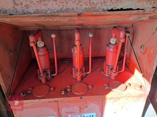 VINTAGE MOBIL 3 PUMP OIL DISPENSER